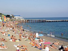 В Алуштинском регионе сохраняется проблема санитарного состояния пляжей