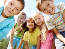 День защиты детей в Алуште отметят шествием и парадом ретро автомобилей День защиты детей в Алуште отметят шествием и парадом ретро автомобилей