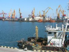 В Крыму утвердили ставки портовых сборов В Крыму утвердили ставки портовых сборов