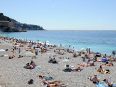 В Алуште будет действовать 24 общественных пляжа В Алуште будет действовать 24 общественных пляжа