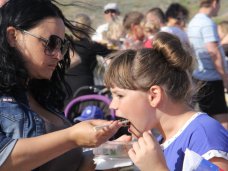 В Феодосии стартовал фестиваль рыбной кухни В Феодосии стартовал фестиваль рыбной кухни