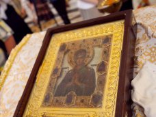 В Севастополь привезли чудотворную икону