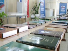 Школы Крыма получат литературу по акции «Сто книг президента»