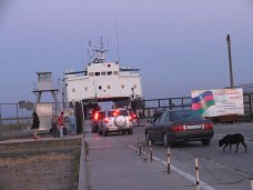 В порту «Кавказ» на Керченской переправе ожидают очереди 1300 машин В порту «Кавказ» на Керченской переправе ожидают очереди 1300 машин