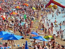 В Крыму отдохнули 1,3 млн. туристов