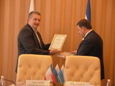 Свердловская область передала Крыму медоборудование для новорожденных Свердловская область передала Крыму медоборудование для новорожденных