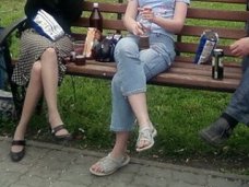 Летом в Алуште участились кражи и употребление спиртного на улицах Летом в Алуште участились кражи и употребление спиртного на улицах