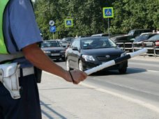 В Симферополе сбили полицейского В Симферополе сбили полицейского