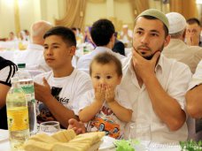 В Симферополе провели праздничный ифтар