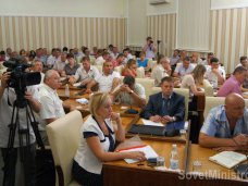 Совмин Крыма принял кодекс этики госслужащих