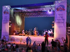 В Коктебеле прошел музыкальный фестиваль «Наш Джаз» В Коктебеле прошел музыкальный фестиваль «Наш Джаз»