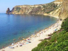 Глава Республики заверил, что пляжи останутся доступными для крымчан