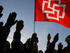 В Симферополе распространяли листовки с призывами к экстремистской деятельности В Симферополе распространяли листовки с призывами к экстремистской деятельности