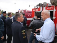 В Симферополь из Санкт-Петербурга отправили 19 пожарных машин В Симферополь из Санкт-Петербурга отправили 19 пожарных машин