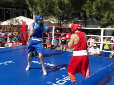 В Ялте стартовал IV Международный турнир по боксу