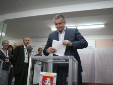 Глава правительства Крыма проголосовал на выборах