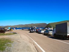 Очередь на паромной переправе в Керчи растет Очередь на паромной переправе в Керчи растет