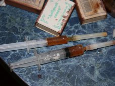 На вокзале Симферополя задержали женщину с крупной партией опия На вокзале Симферополя задержали женщину с крупной партией опия