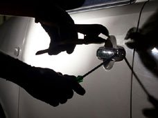 В Евпатории поймали серийного автомобильного вора В Евпатории поймали серийного автомобильного вора