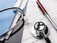 Крымским учреждениям здравоохранения продлен срок получения лицензий РФ Крымским учреждениям здравоохранения продлен срок получения лицензий РФ