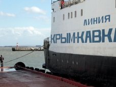 Керченская переправа не работает из-за непогоды Керченская переправа не работает из-за непогоды