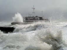 Минтранс Крыма рекомендует не пользоваться Керченской переправой в ближайшее время