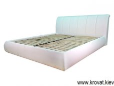 Кровать с подъемным механизмом