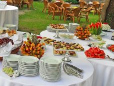 Кейтеринг. Еще не мейнстрим, но уже популярно