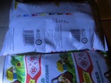 В Крым не пропустили 20 тонн контрафактных украинских молочных продуктов В Крым не пропустили 20 тонн контрафактных украинских молочных продуктов