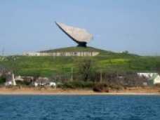 В поселке Советский установлена мемориальная доска в память об участнике Керченско-Эльтигенского десанта В поселке Советский установлена мемориальная доска в память об участнике Керченско-Эльтигенского десанта