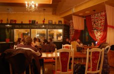 Добрый вечер на восьми языках мира