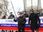 Под стенами парламента Крыма собрались пророссийские активисты