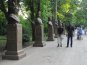В Гагаринском парке Симферополя установили памятник Маргелову и Аллею славы
